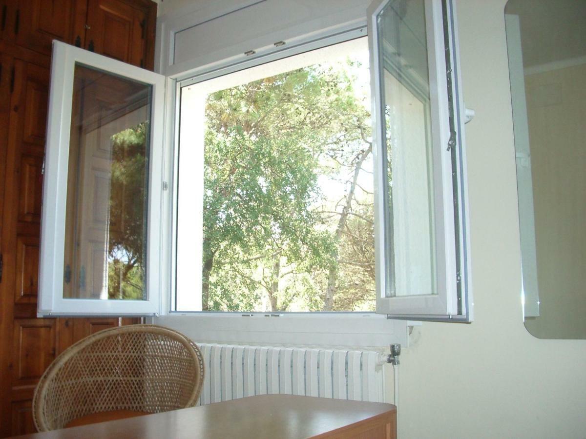 Habitacion En Tamariu Kültér fotó