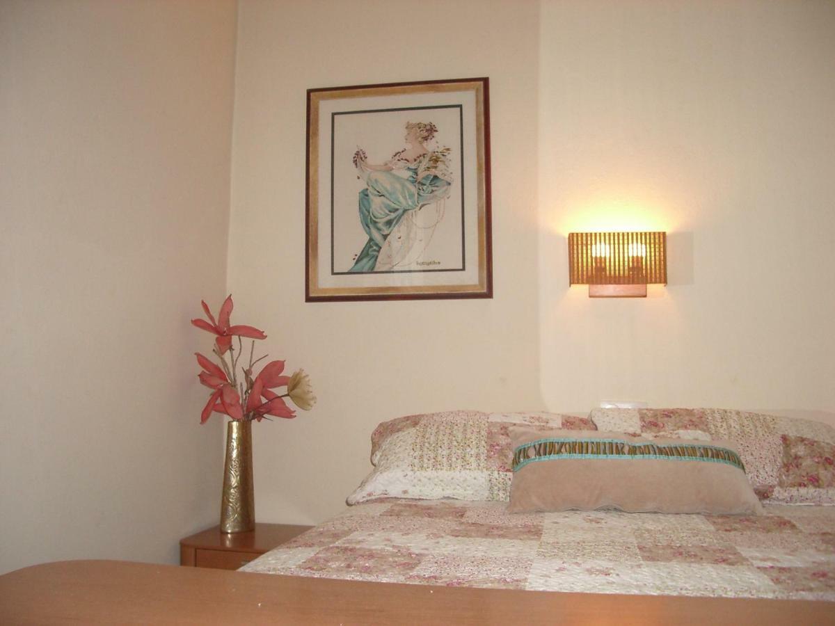 Habitacion En Tamariu Kültér fotó